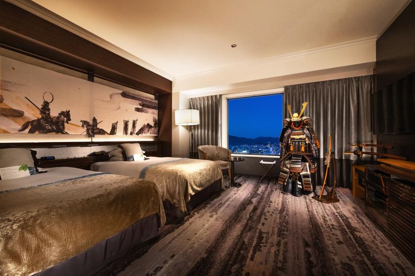 [JR Hotel Members Only] ~ Reminiscing on the Warring States period ~ Limited to one room per day! Armor and replica sword display concept room [19th floor bar lounge access & dinner and breakfast included]
